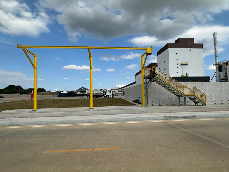 Projetos de Linha de Vida Fixa em Prticos para reas Externas - Segurana e Eficincia Projetos de Linha de Vida Fixa em Prticos para reas Externas - Segurana e Eficincia